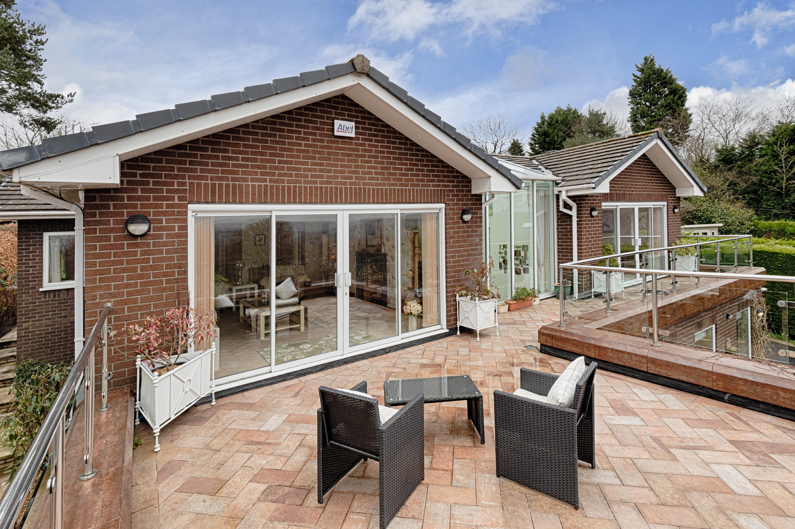 paved-balcony-with-glass-balustrade-oconnorbowden